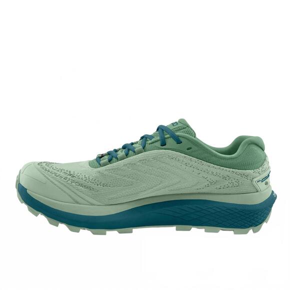 NEW TOPO ATHLETIC women's pursuit 2 running shoe in sage/blue - Picture 4 of 6